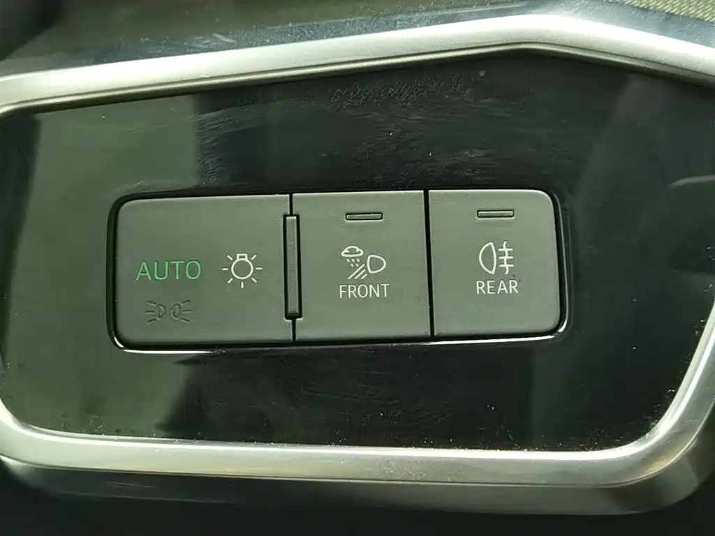 Audi A6L 2020 — фото 21