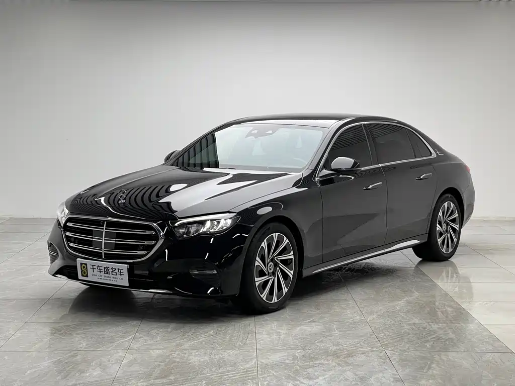 Mercedes-Benz E-Class 2024