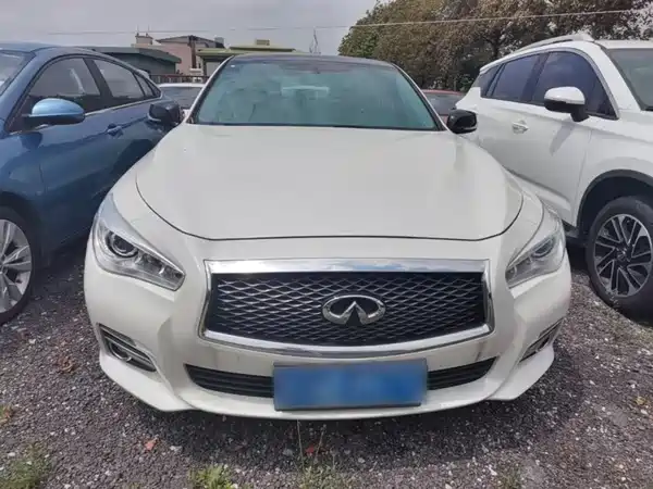 Infiniti Q50L 2016
