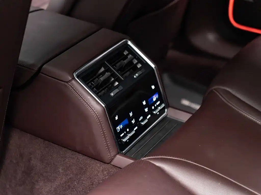 Porsche Panamera Hybrid 2021 — фото 17