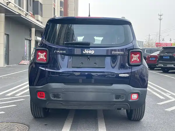 Jeep Freeman 2018