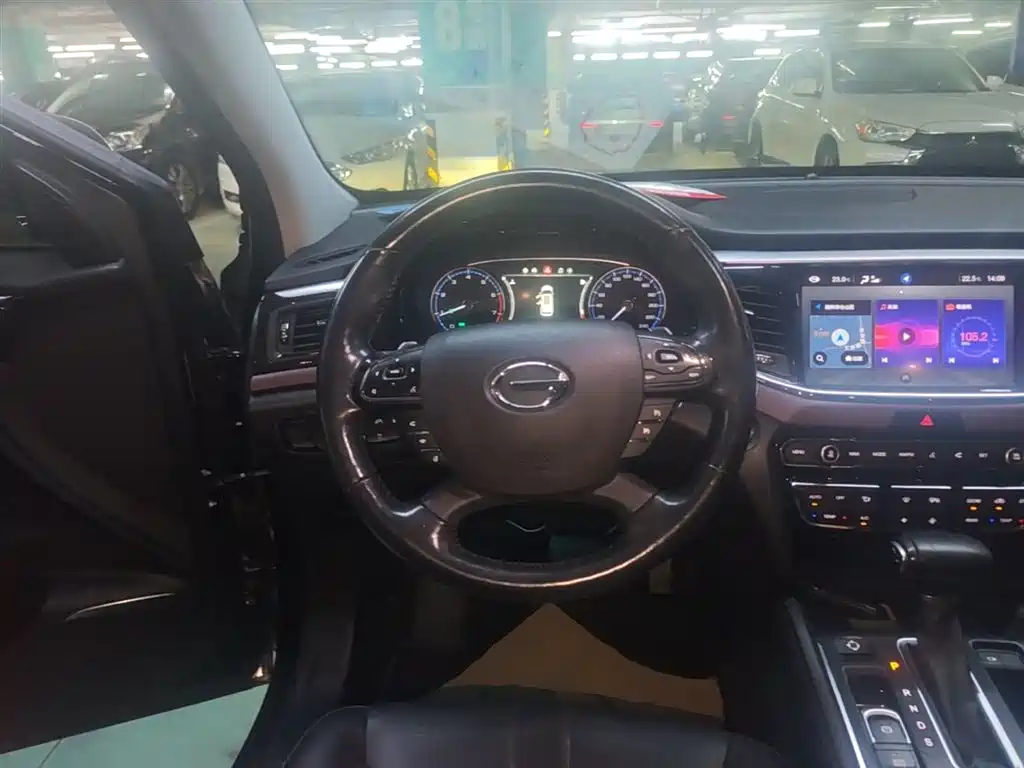 GAC Motor Trumpchi GS8 2019 — фото 11