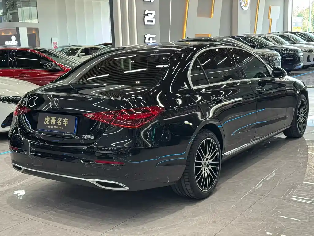 Mercedes-Benz C-Class 2022 — фото 9