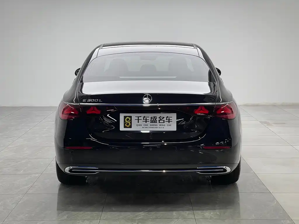 Mercedes-Benz E-Class 2024