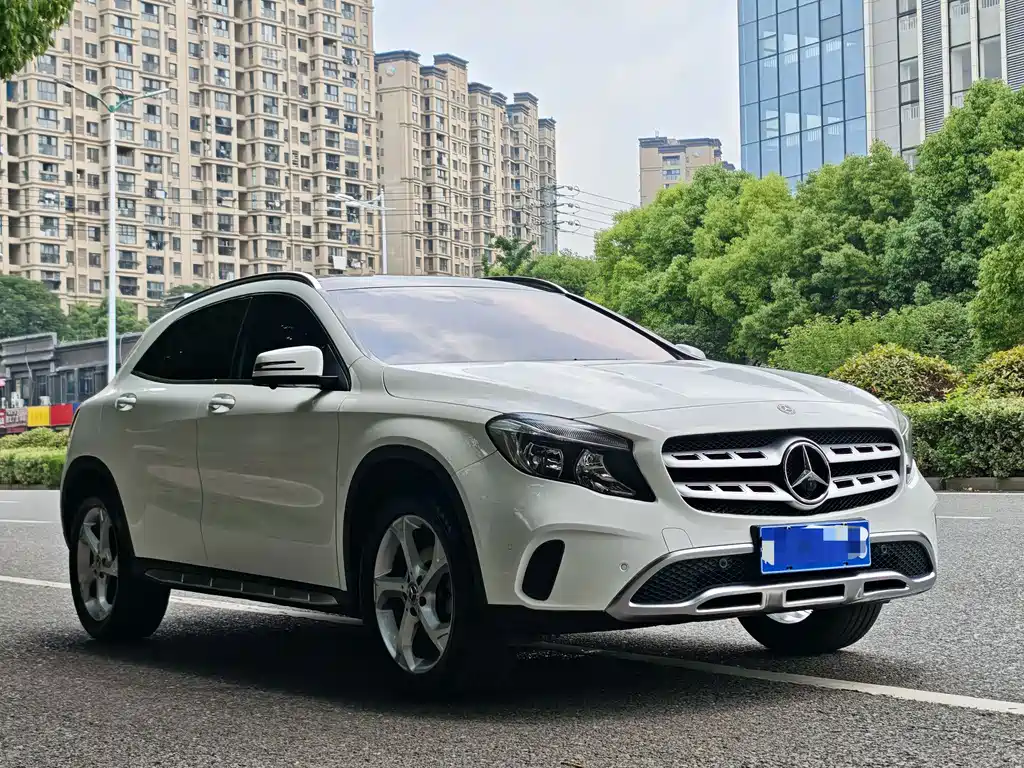 Mercedes-Benz GLA 2019 — фото 28