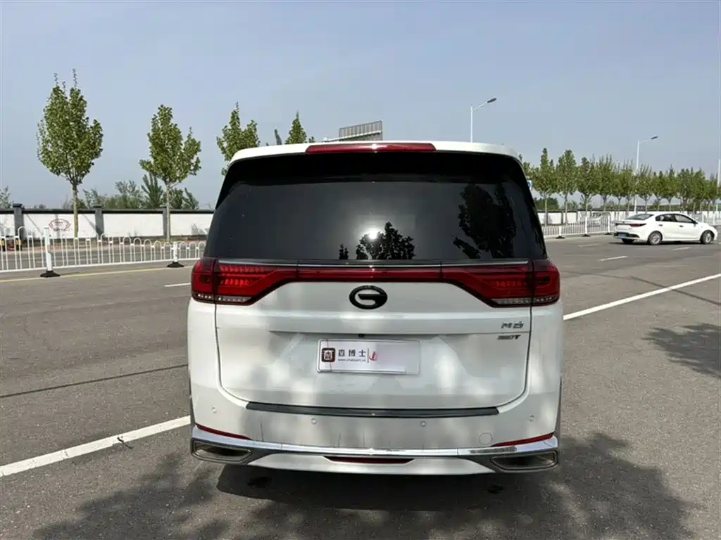 GAC Motor Trumpchi M8 2021 — фото 13