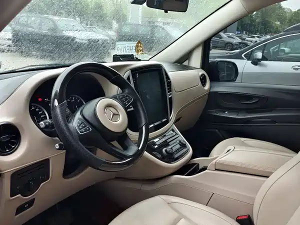 Mercedes-Benz Vito 2021