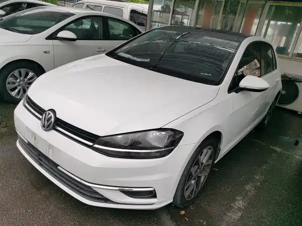 Volkswagen Golf 2020
