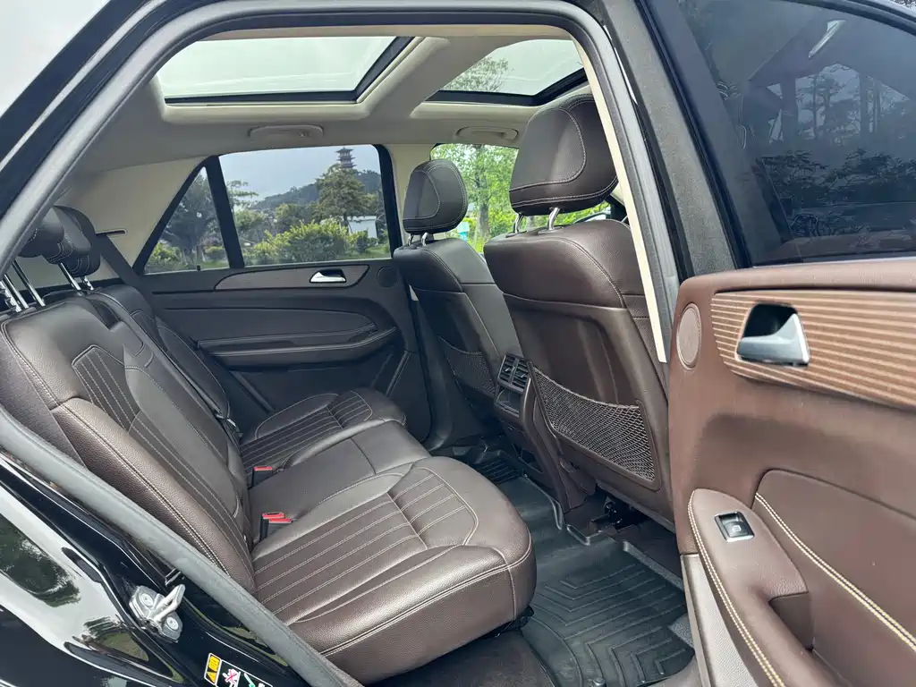 Mercedes-Benz GLE 2018 — фото 10