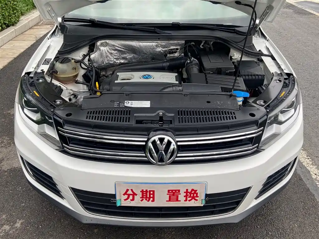 Volkswagen Tiguan 2015 — фото 15