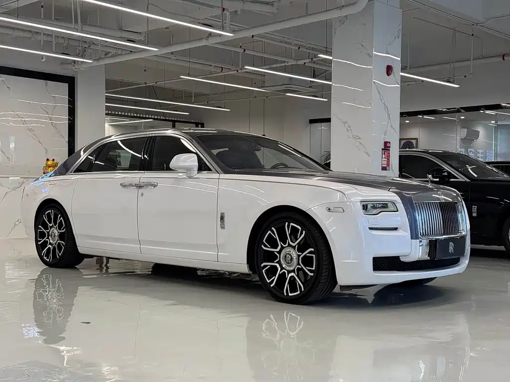 Rolls-Royce Ghost 2014 — фото 3