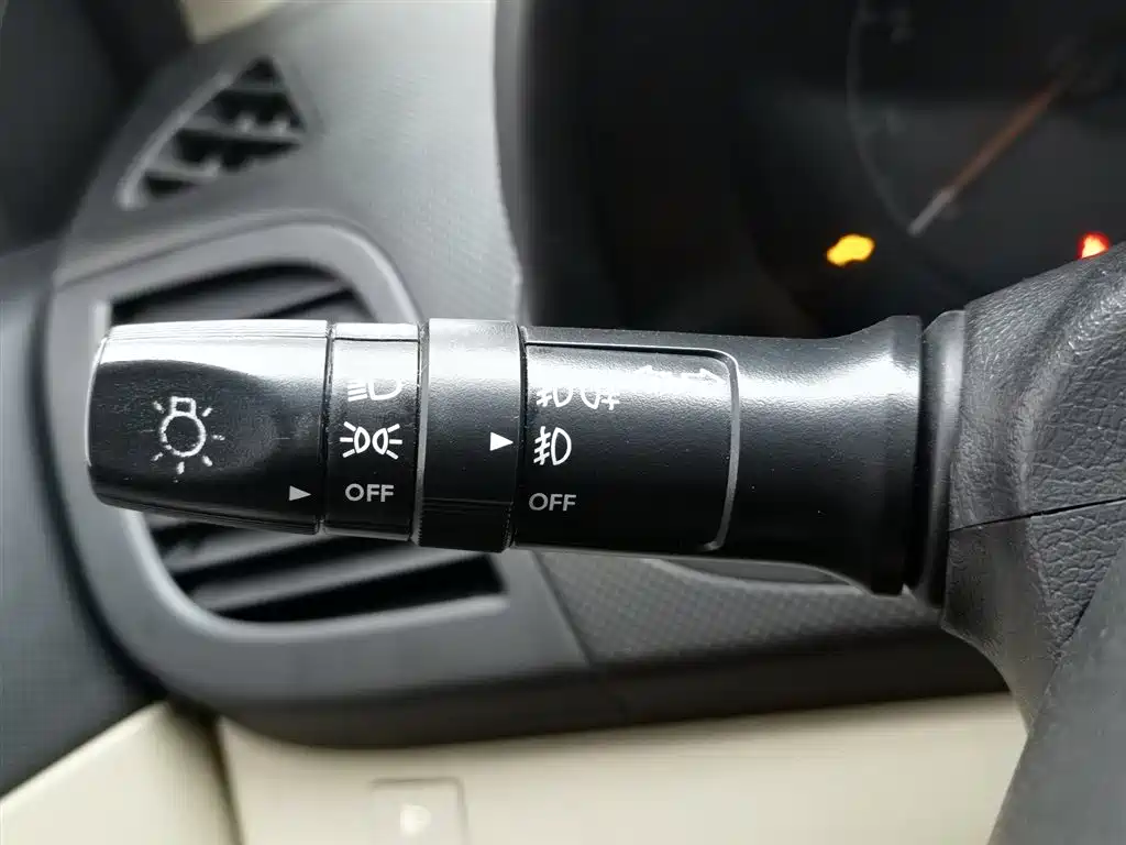 Hyundai Verna 2016 — фото 21