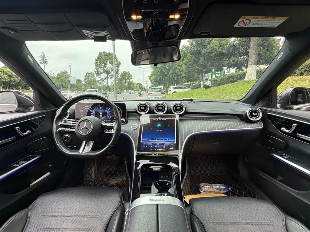 Mercedes-Benz C-Class 2022 — фото 11