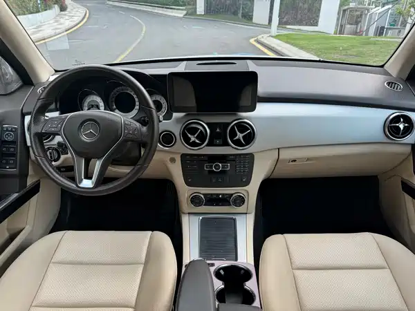 Mercedes-Benz GLK-Class 2013