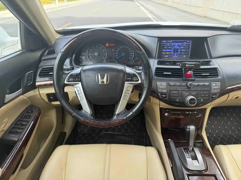 Honda Crosstour 2014 — фото 9
