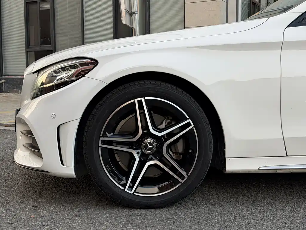 Mercedes-Benz C-Class 2020 — фото 19