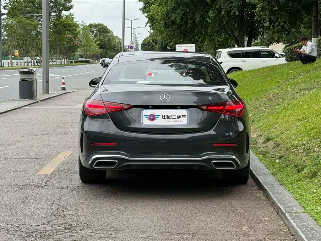 Mercedes-Benz C-Class 2022