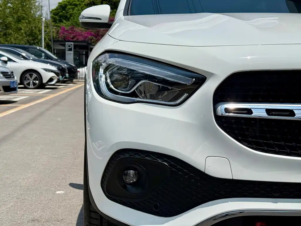 Mercedes-Benz GLA 2023 — фото 11