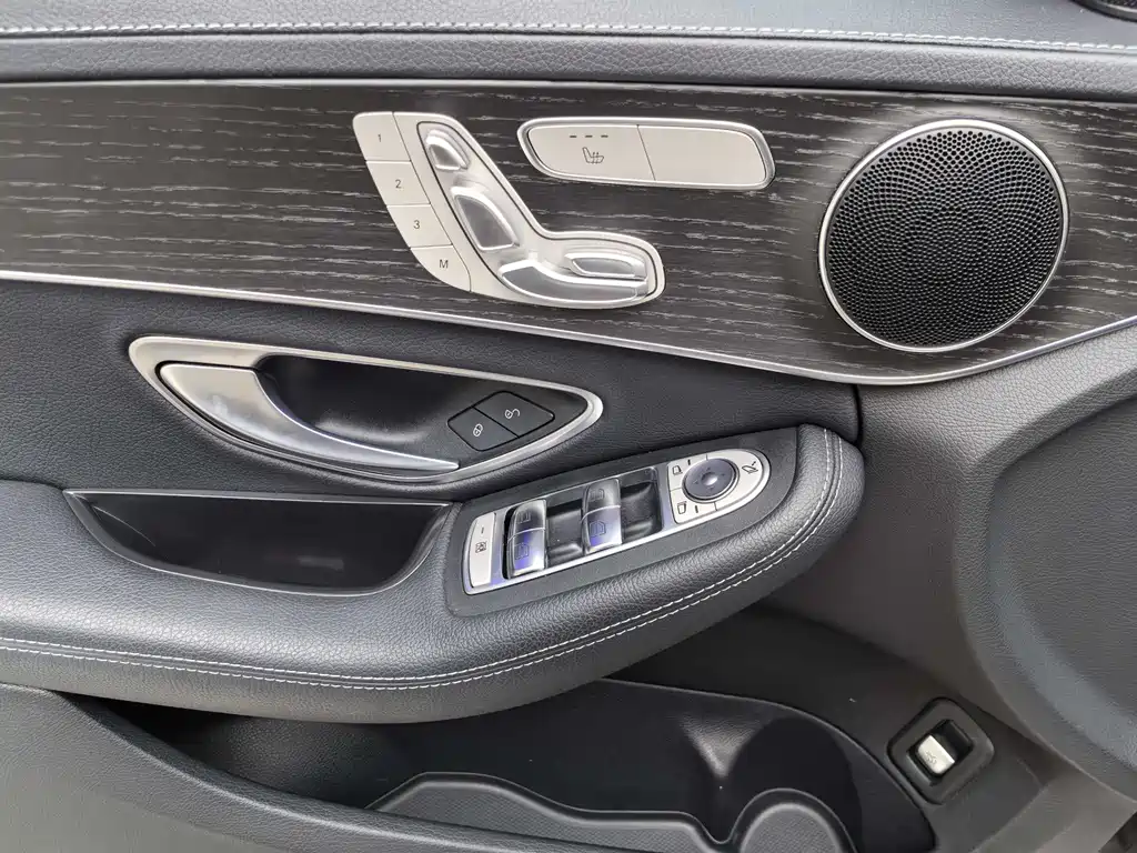 Mercedes-Benz C-Class 2021 — фото 15