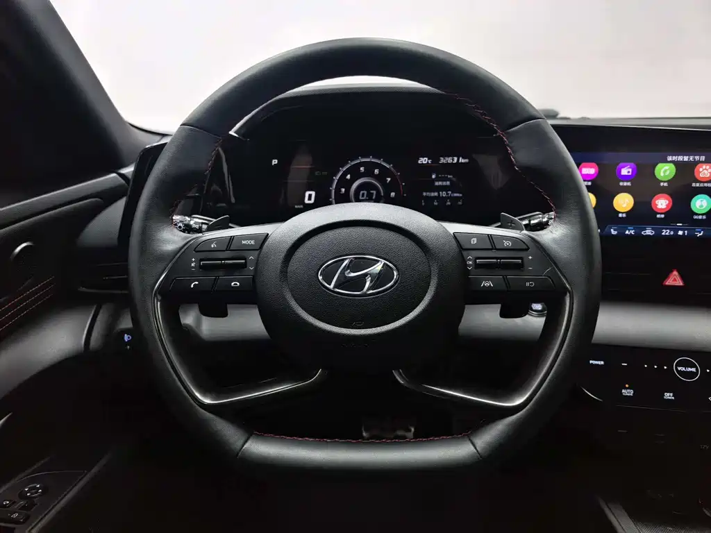 Hyundai Elantra 2022