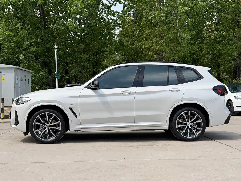 BMW X3 2022 — фото 8