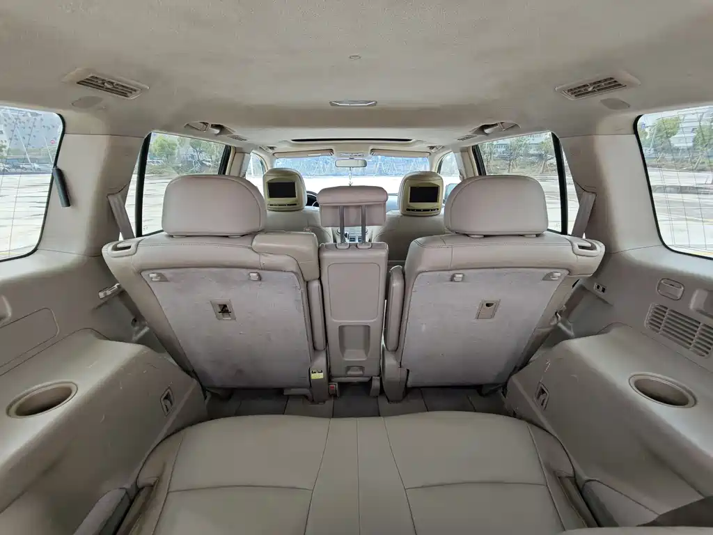Toyota Highlander 2010 — фото 19