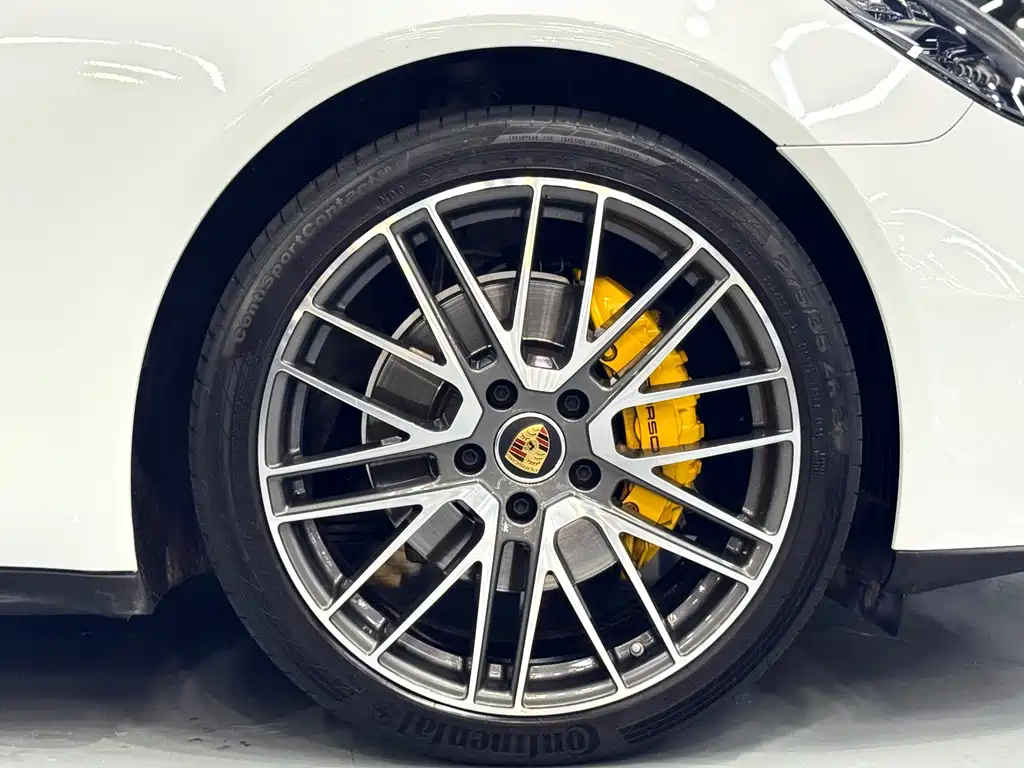 Porsche Panamera 2023 — фото 13
