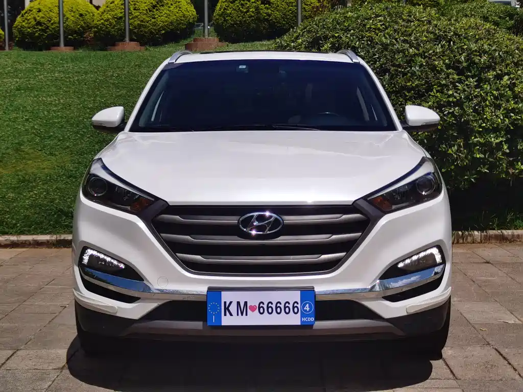 Hyundai Tucson 2016 — фото 2