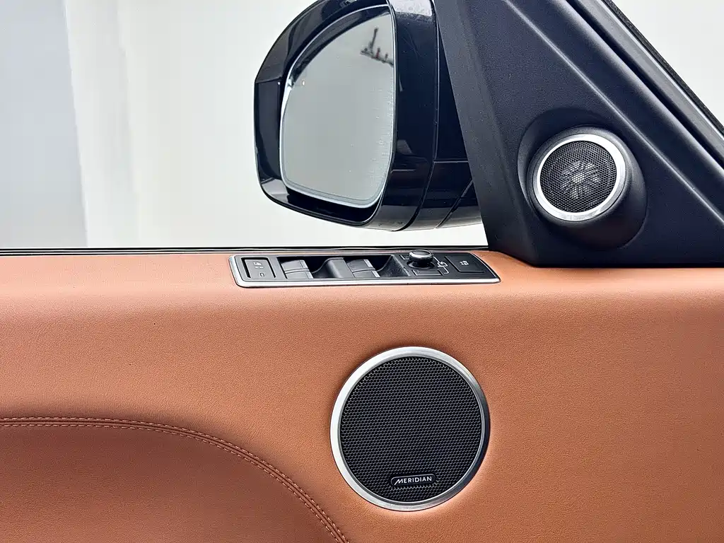 Land Rover Range Rover 2017 — фото 19