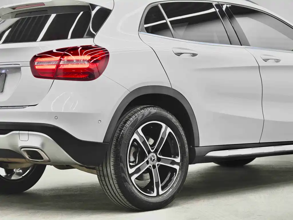 Mercedes-Benz GLA 2019 — фото 8