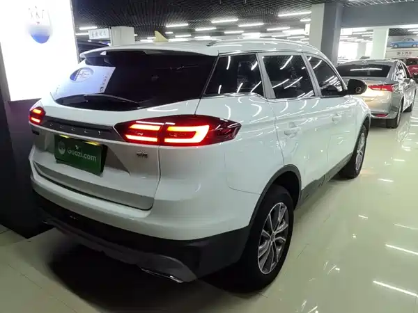 Geely Boyue 2021