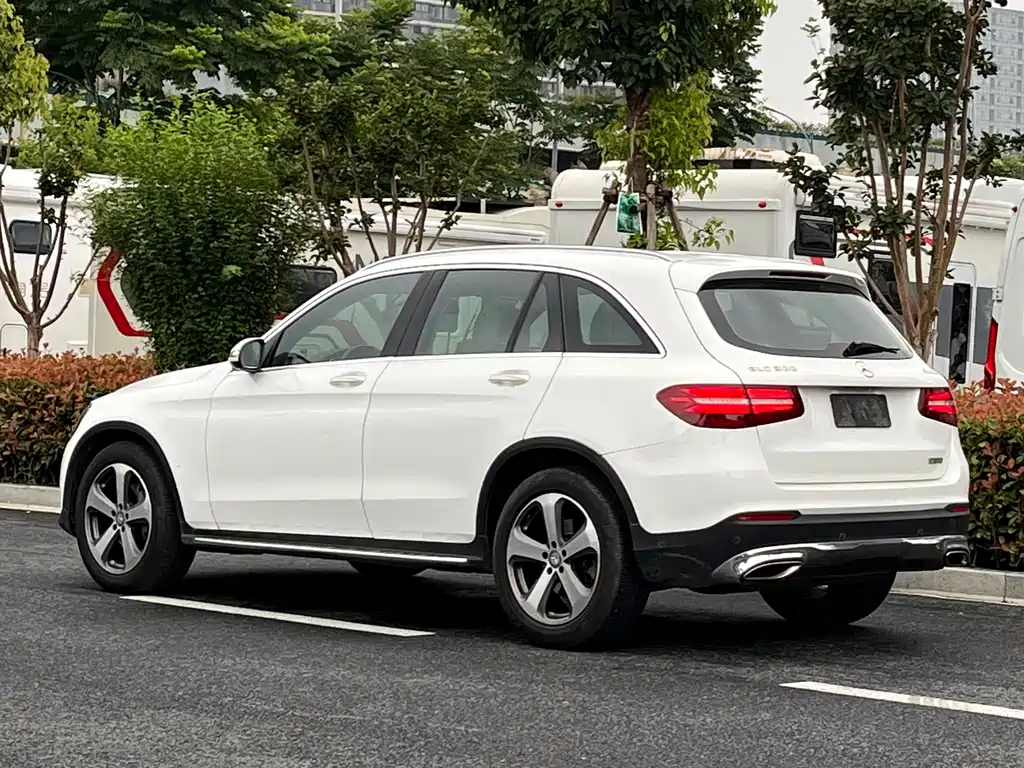 Mercedes-Benz GLC 2016