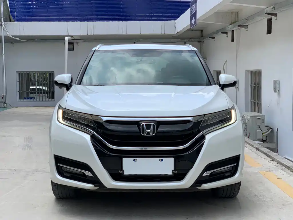 Honda UR-V 2018 — фото 2