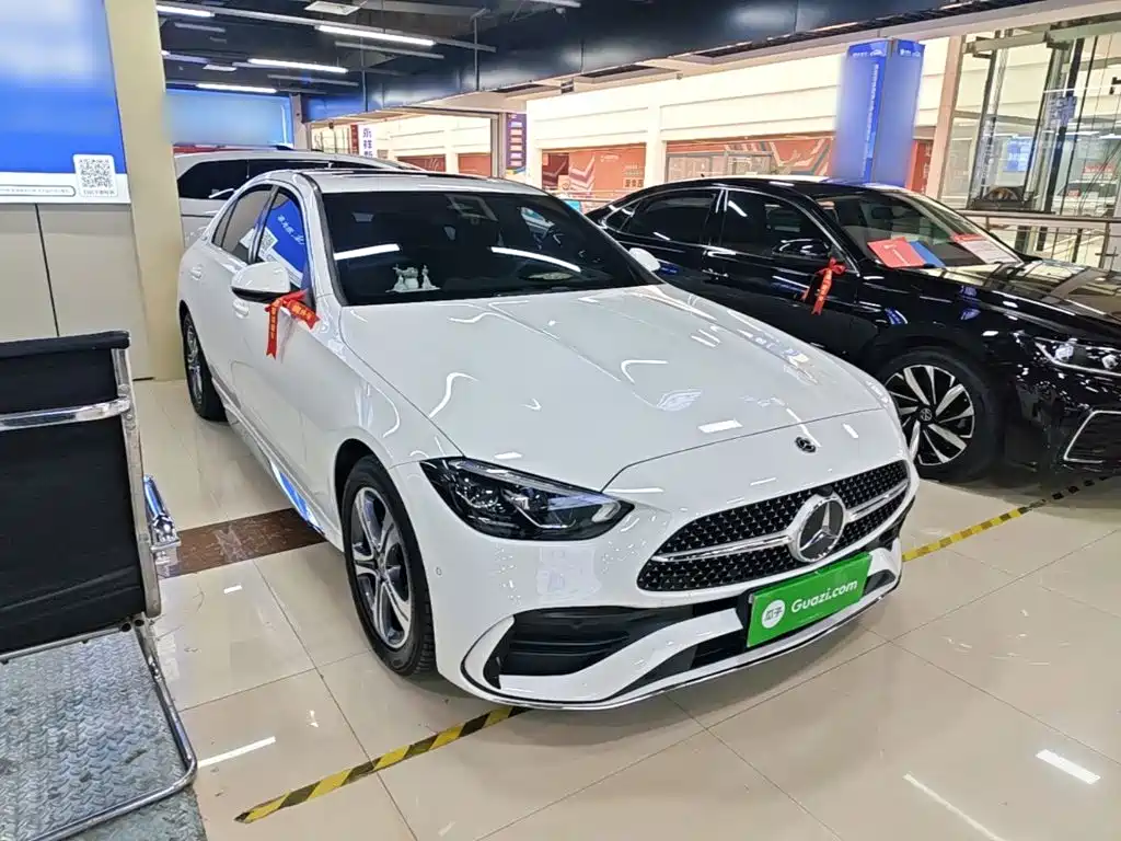 Mercedes-Benz C-Class 2022
