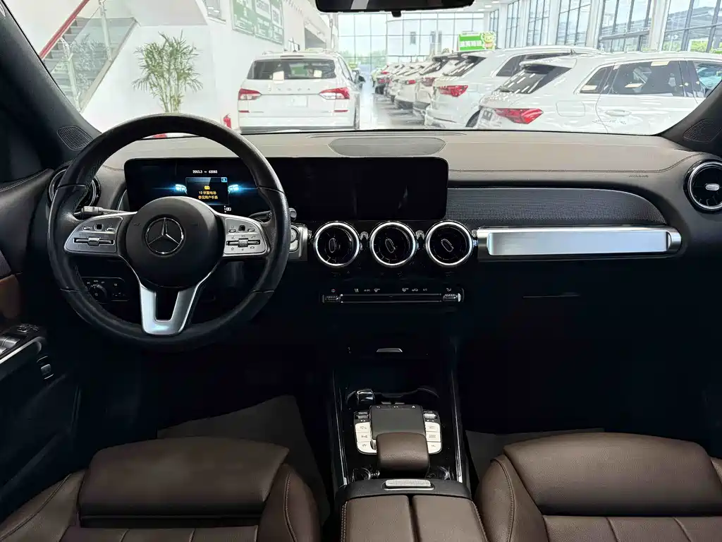Mercedes-Benz GLB 2020 — фото 21