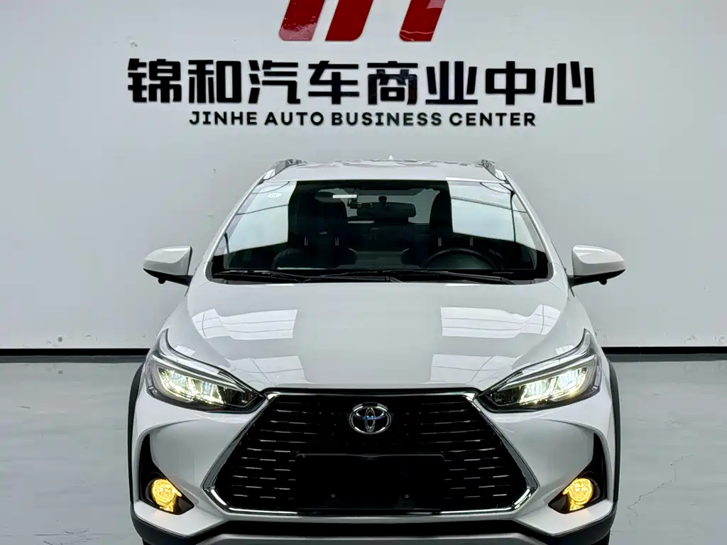 Toyota Yaris L 2022