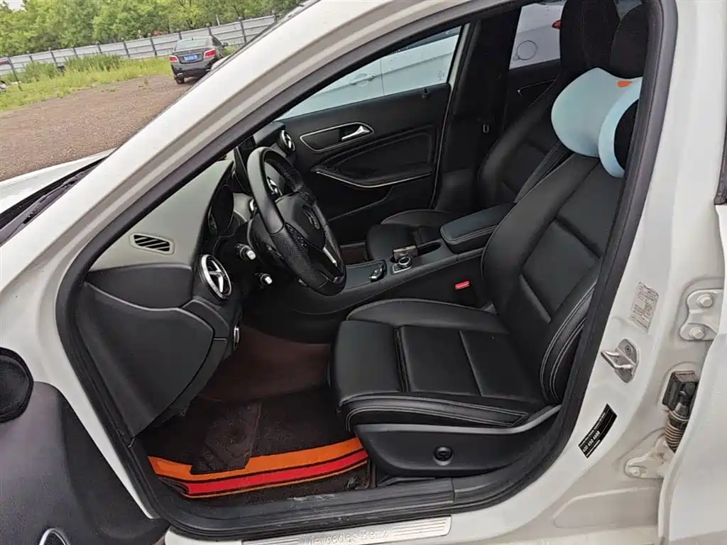 Mercedes-Benz GLA 2017 — фото 15