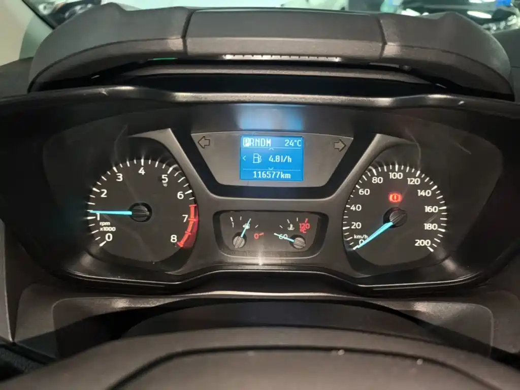 Ford Tourneo 2017 — фото 12