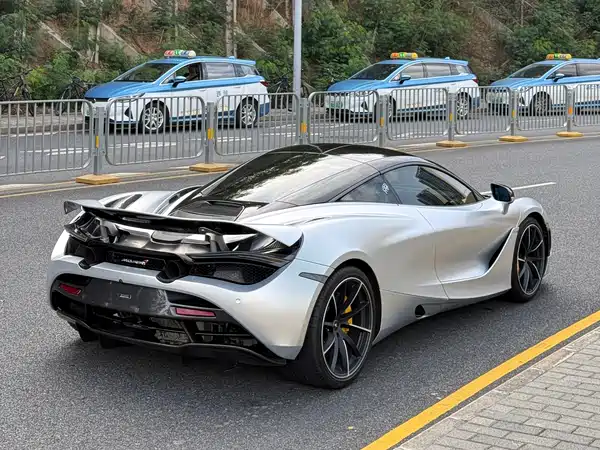 McLaren 720S 2019