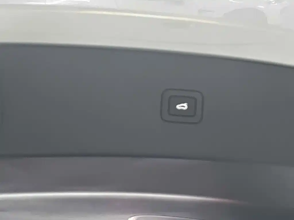 Xiaomi YU7 2025 — фото 22
