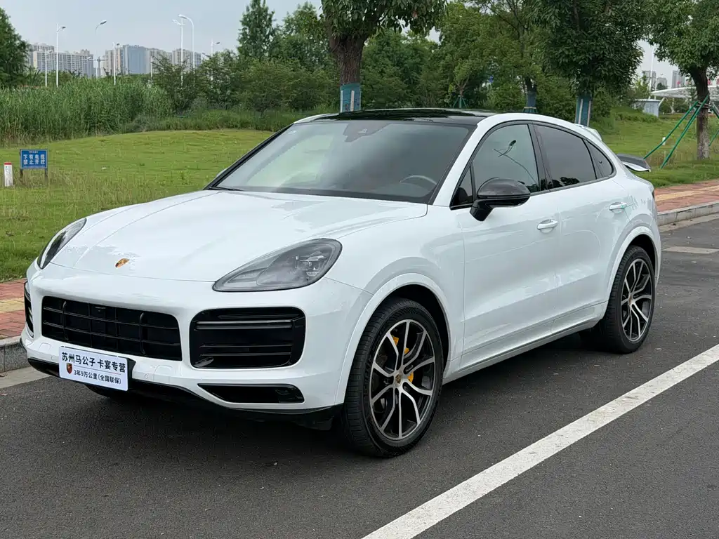Porsche Cayenne 2022