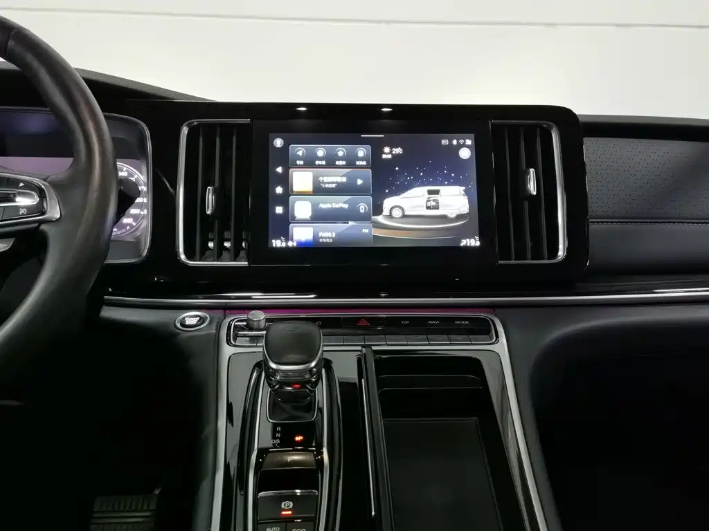 GAC Trumpchi M8 2022 — фото 12
