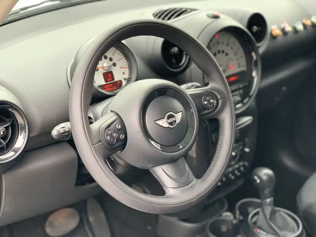 MINI Countryman 2014 — фото 11