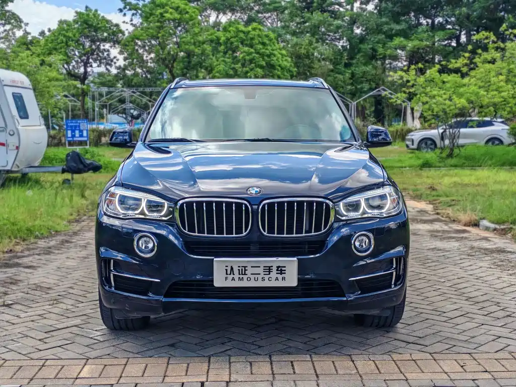 BMW X5 2018 — фото 2