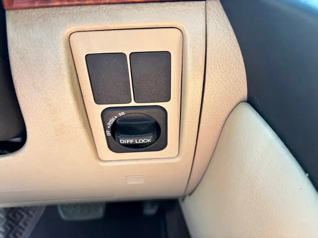 Toyota Land Cruiser 2015 — фото 15