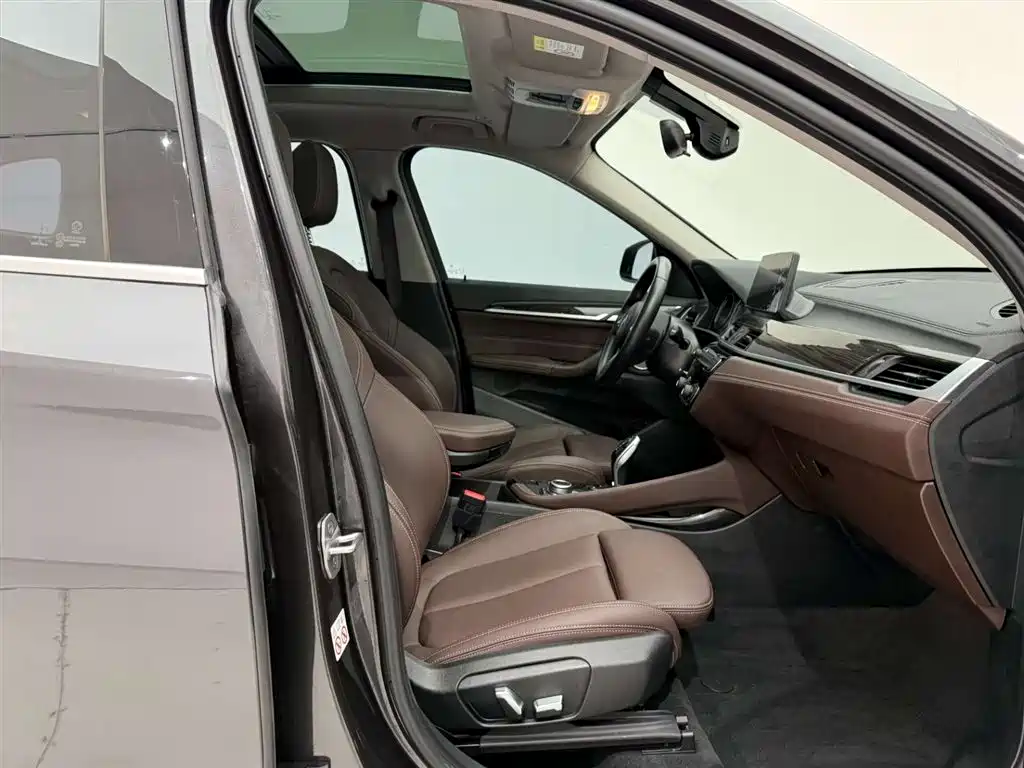 BMW X1 2021 — фото 19