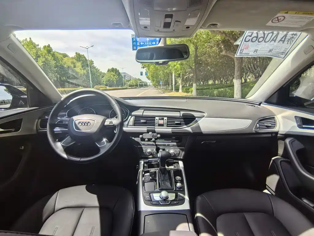 Audi A6L 2014 — фото 15
