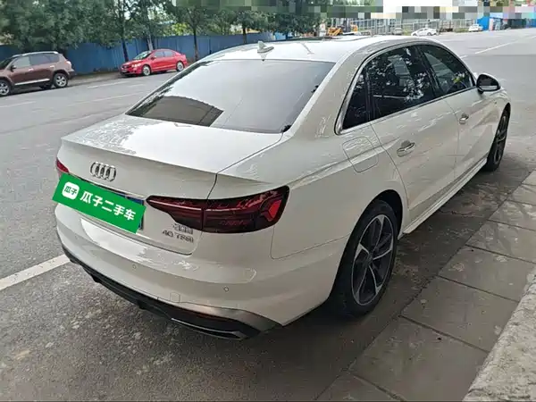 Audi A4L 2020