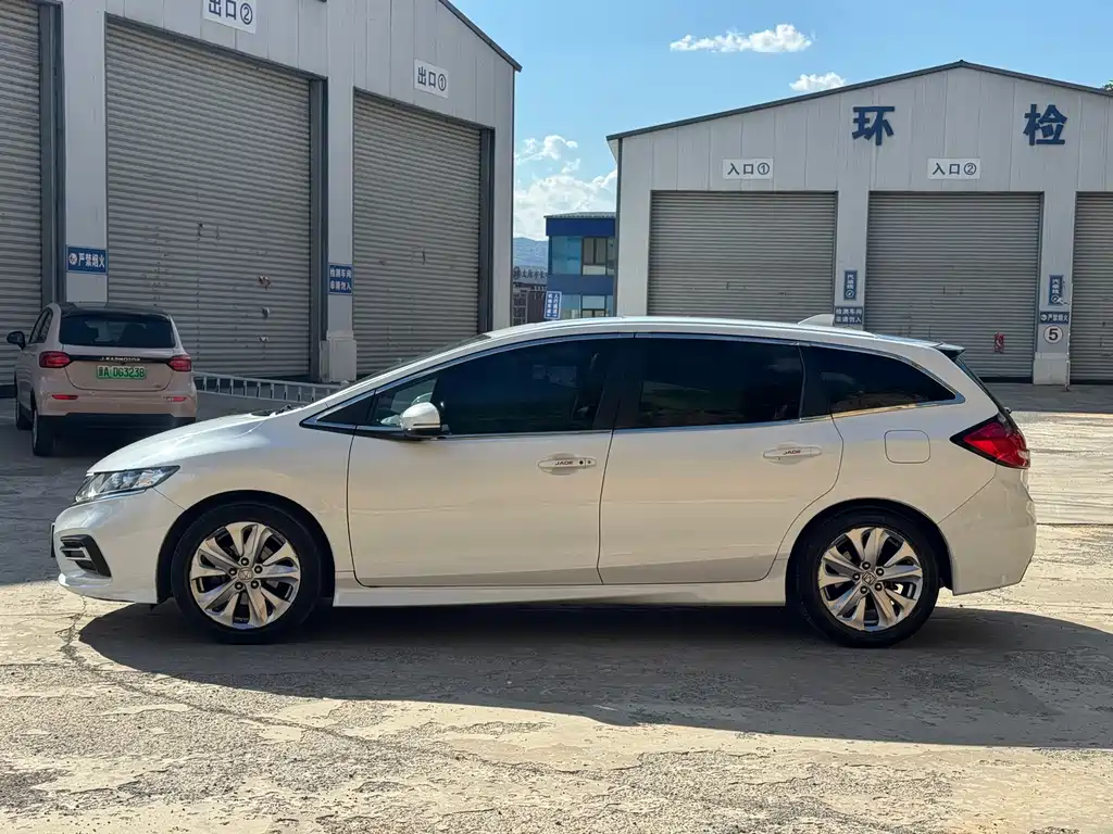 Honda Jade 2017 — фото 3