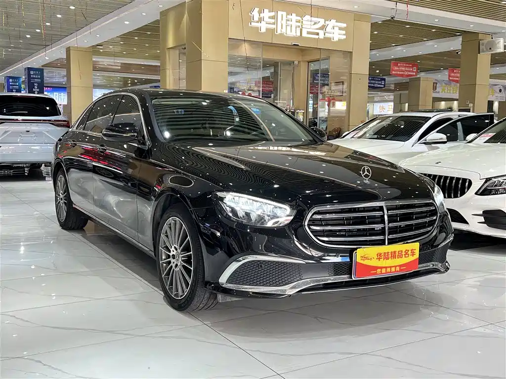 Mercedes-Benz E-Class 2022 — фото 3